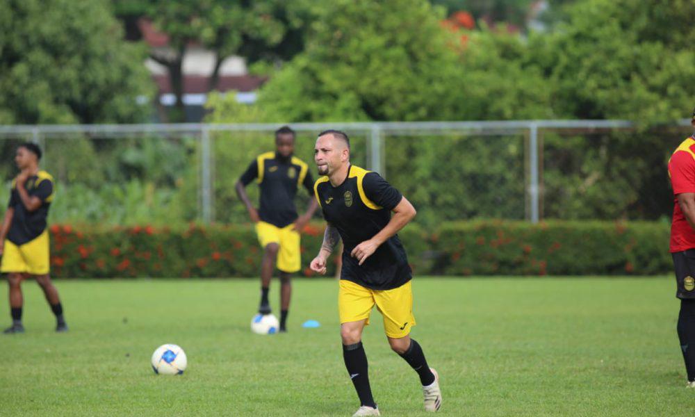 FICHAJES: Tres argentinos vienen a Honduras, Troglio cerca de San Lorenzo y Real España anuncia altas y bajas