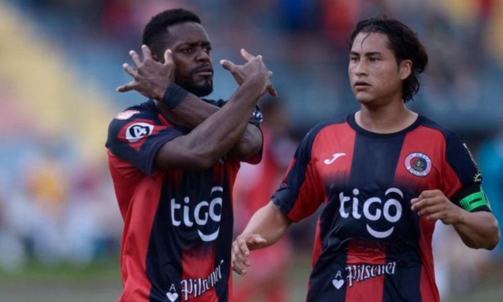 Olimpia agita el mercado con nuevos fichajes, goleador legionario queda libre y ‘Patón’ Mejía con múltiples ofertas en Grecia