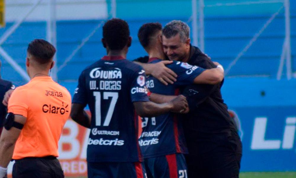 ¡Lo que provoca Pedro Troglio! El desfile de técnicos en los grandes de Honduras por la hegemonía del Olimpia