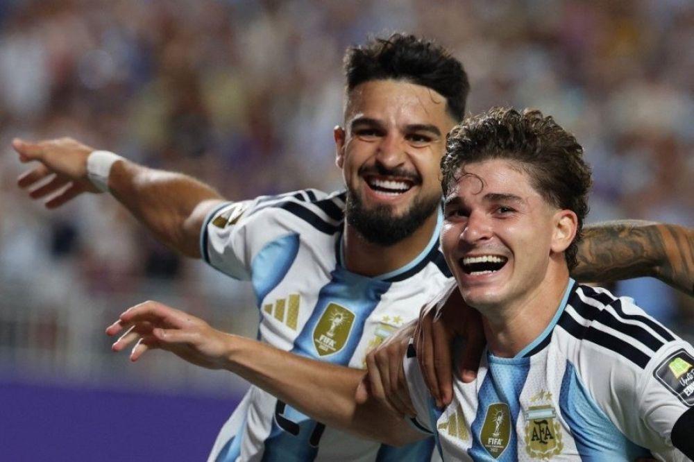 Quién es la misteriosa aficionada que conquistó a un futbolista de Argentina antes de la final del Mundial 2026