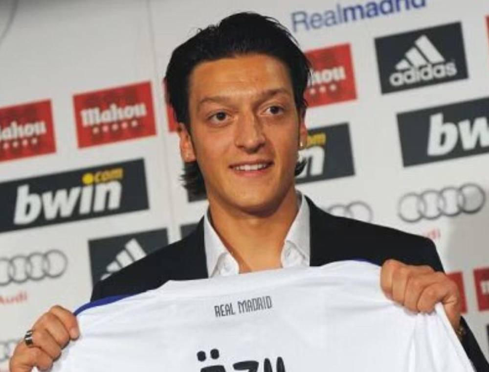 Ex Real Madrid y campeón del Mundo con Alemania: así es el increíble cambio físico que ha tenido Mesut Özil tras su retiro