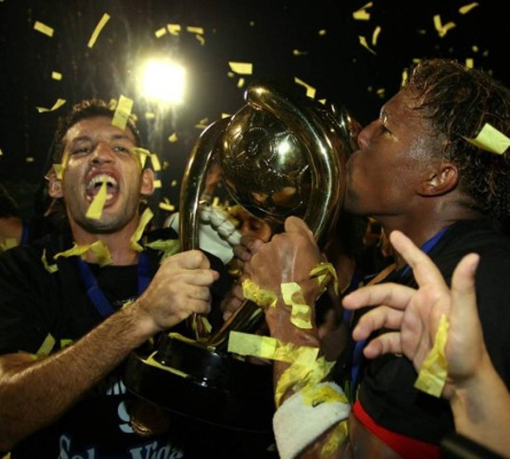 Las mejores fotos de los 87 años de historia del Real España  