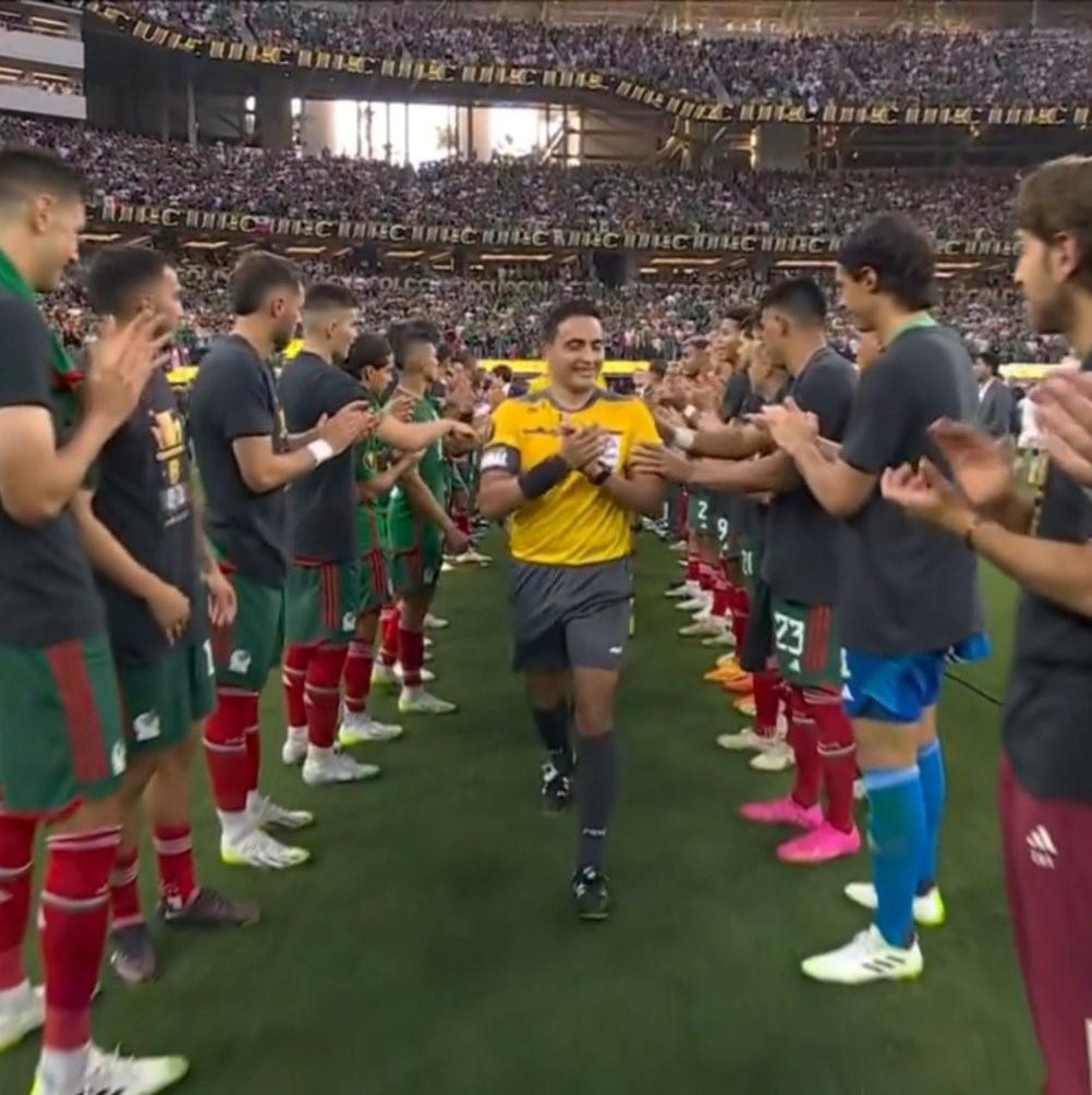 Pasillo de México y Panamá a Said Martínez, el “MVP” de la Copa Oro, furor del “Tri” campeón y el ambientazo en el SoFi Stadium