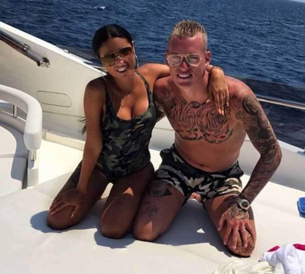 ¡HOT! La explosiva esposa del jugador holandés de la Roma Rick Karsdorp