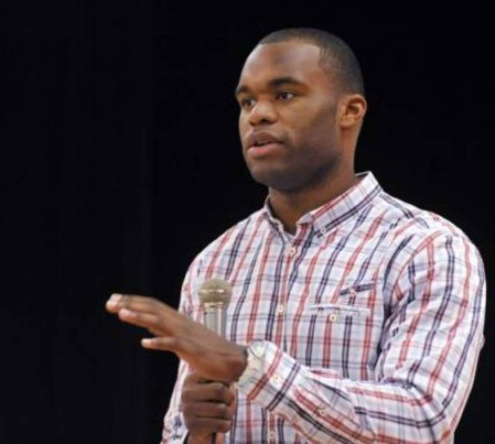 Mayron Rolle, exjugador de la NFL, ahora como médico lucha contra el coronavirus