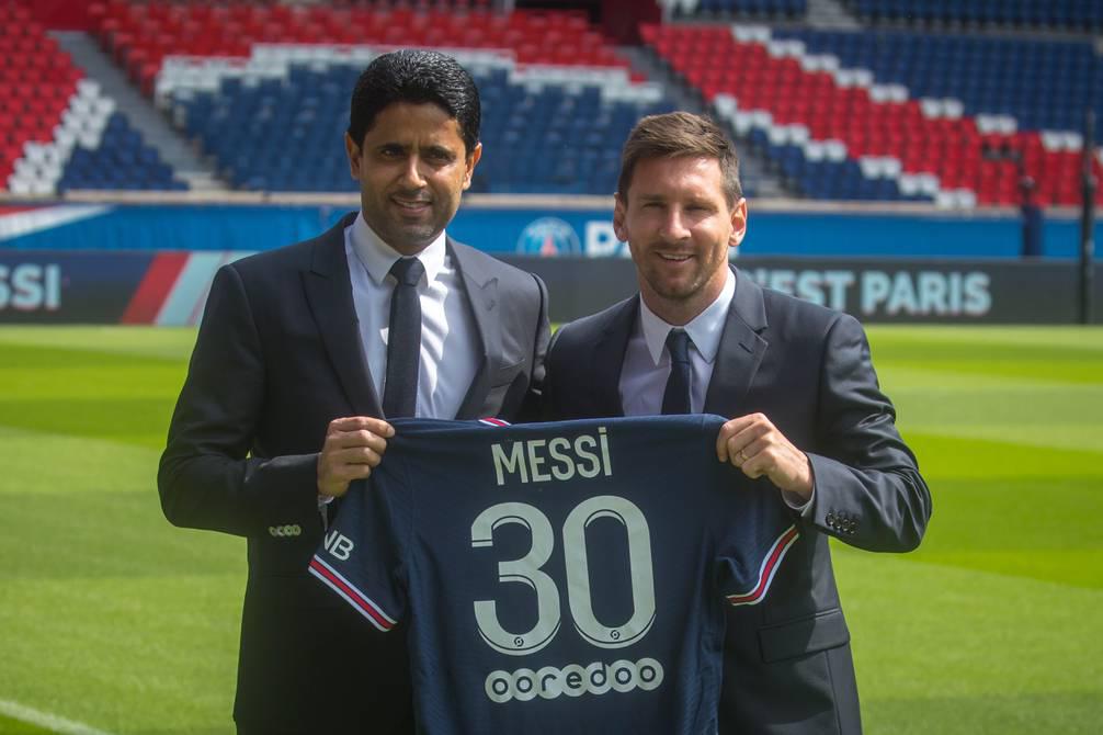 Al Khelaifi revela los millones que ha ganado el PSG gracias a Messi: Venta de camisas, contratos y el impacto en redes