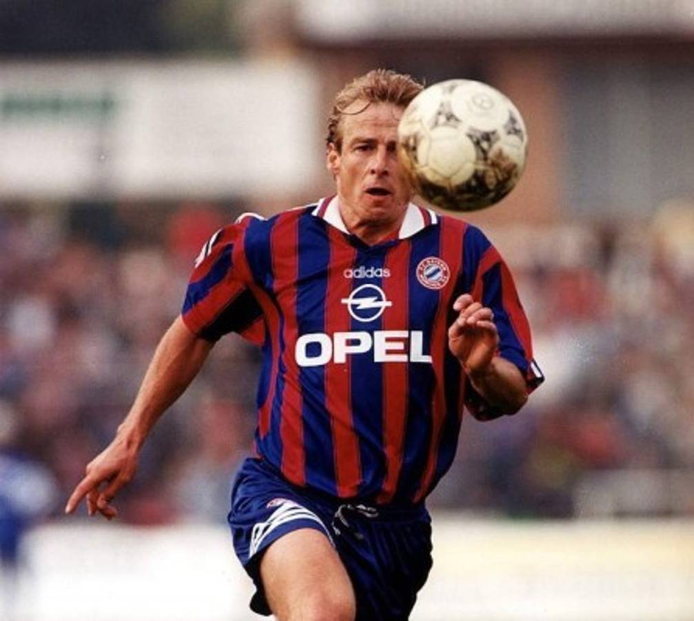 Uno de 38 años regresa: Los 16 mejores futbolistas que volvieron del retiro y sorprendieron