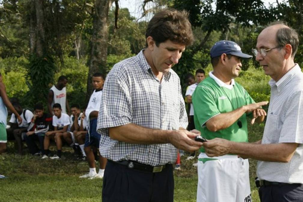 Héctor Vargas se queda sin dirigir un arranque de torneo en Honduras 9 años después