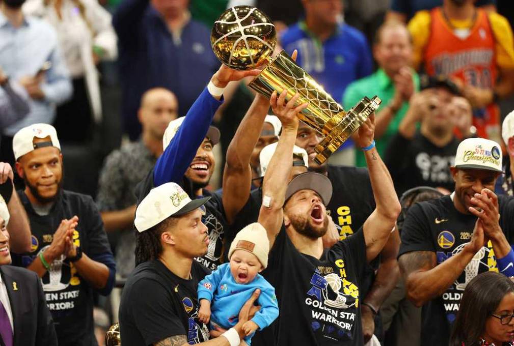 Los Warriors se proclaman campeones de la NBA al derrotar a Boston en las Finales en una gran noche de Stephen Curry