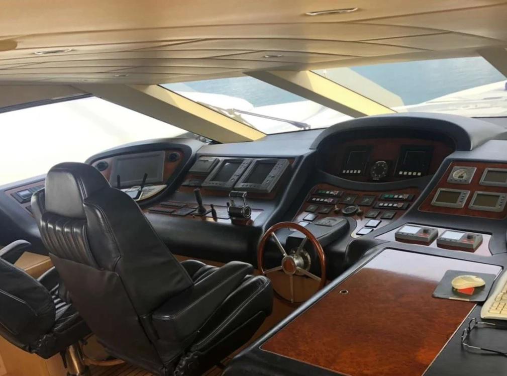 Así es “Pitina”, el lujoso yate que ha puesto en venta Florentino Pérez, presidente del Real Madrid