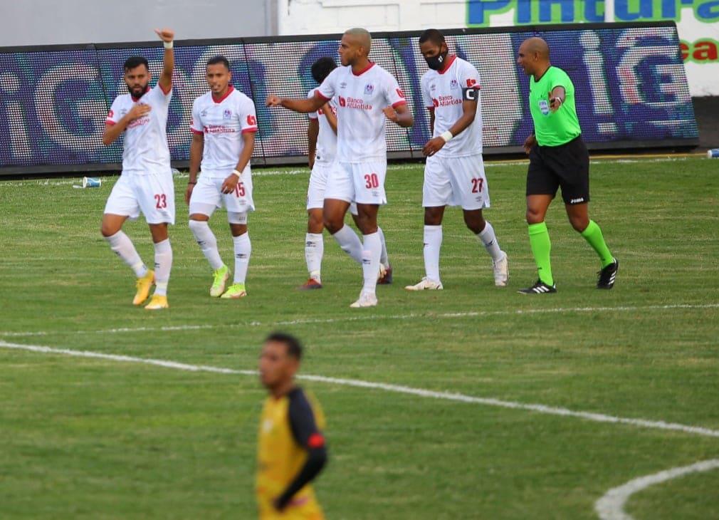 FICHAJES: Primi sigue pasando la escoba en Platense, futuro del “Potro”; Motagua prepara altas y Victoria despide a extranjeros