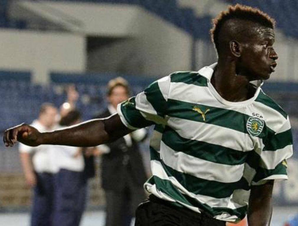 Ex Barcelona se convierte en la gran estafa del fútbol moderno: puso a jugar a su hermano gemelo y así responde