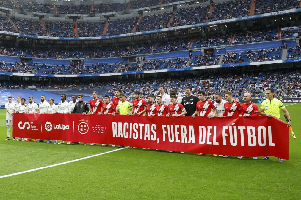 FOTOS: El Real Madrid rinde homenaje a Vinicius, el mensaje contra el racismo y la visita de Florentino Pérez