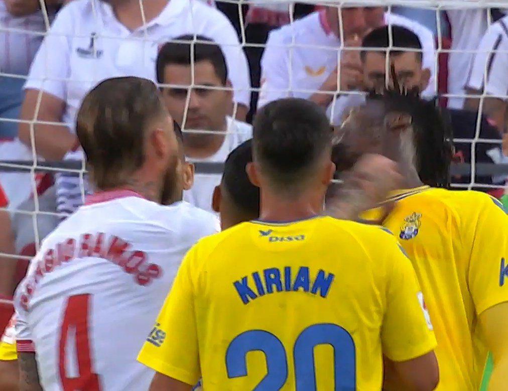 Así fue el debut de Sergio Ramos en el primer triunfo del Sevilla: sacó un gol cantado y rompe un récord histórico