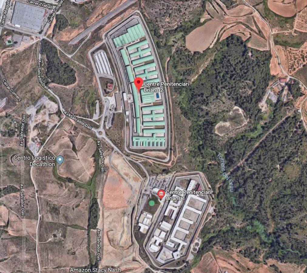 Ex presidente del Barcelona estuvo preso aquí: Así es Brians 2, la nueva cárcel en la que está Dani Alves