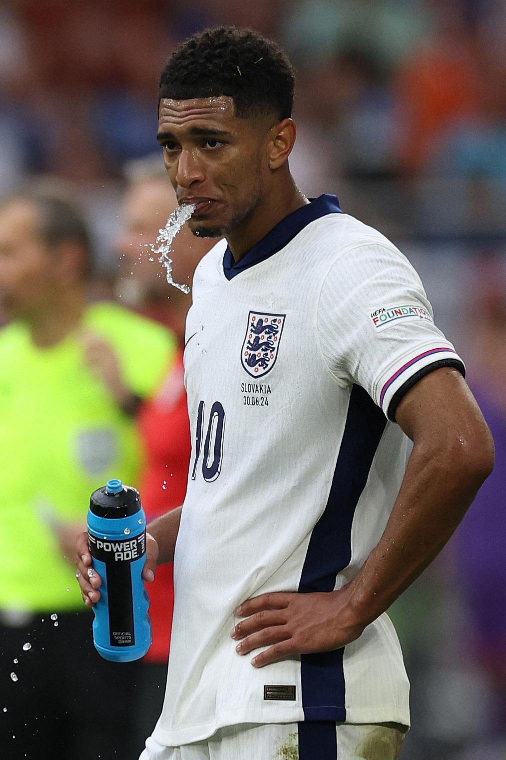 Bellingham de la tristeza a la alegría, el héroe del que nadie habla en Inglaterra y Jude imitó la celebración de una leyenda