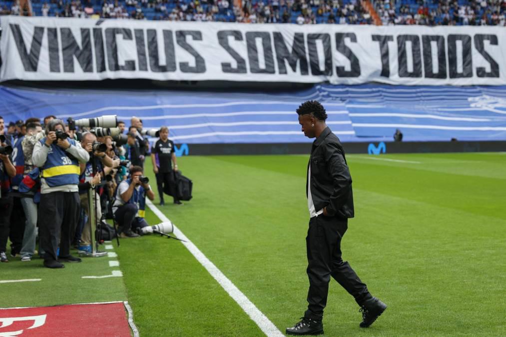 FOTOS: El Real Madrid rinde homenaje a Vinicius, el mensaje contra el racismo y la visita de Florentino Pérez