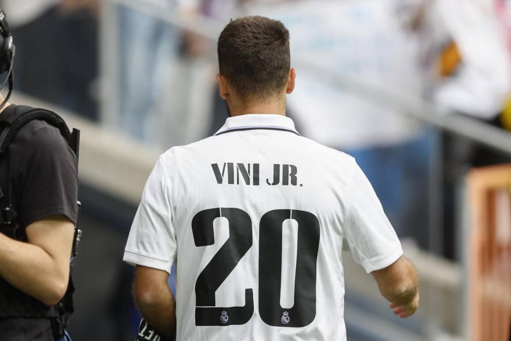 FOTOS: El Real Madrid rinde homenaje a Vinicius, el mensaje contra el racismo y la visita de Florentino Pérez