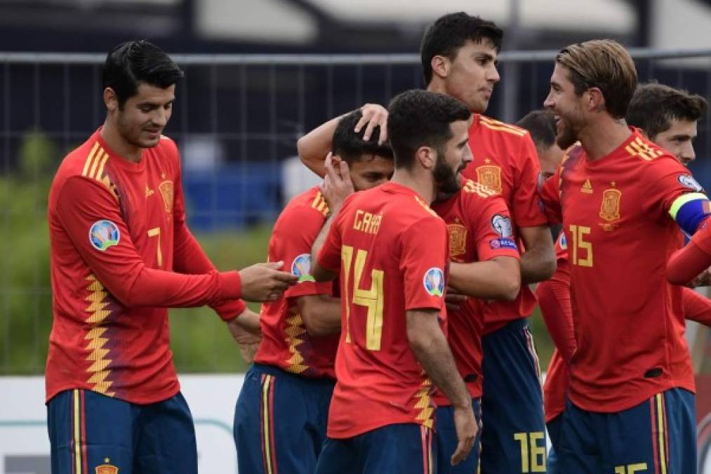España golea a las Islas Feroe en las eliminatorias rumbo a la Eurocopa