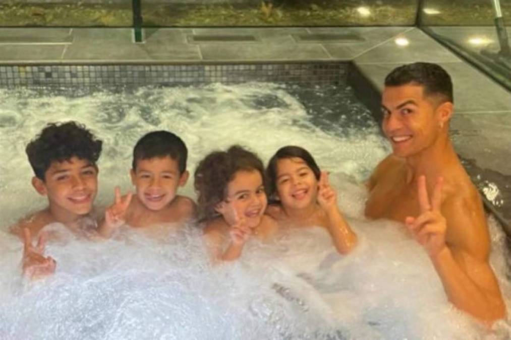 La extraña paternidad de Cristiano Ronaldo y por qué decidió utilizar vientres de alquiler