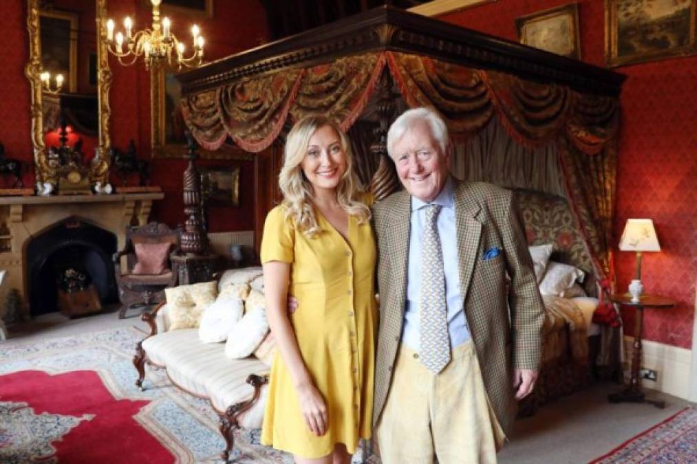 Multimillonario de 72 años busca joven esposa para darle castillos y su herencia