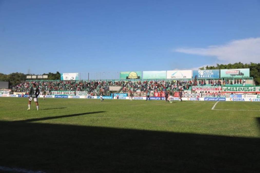 ¡Llenazo y ambientazo! El Yankel Rosenthal vibró con el triunfo verdolaga que fue engalanado por bellas chicas