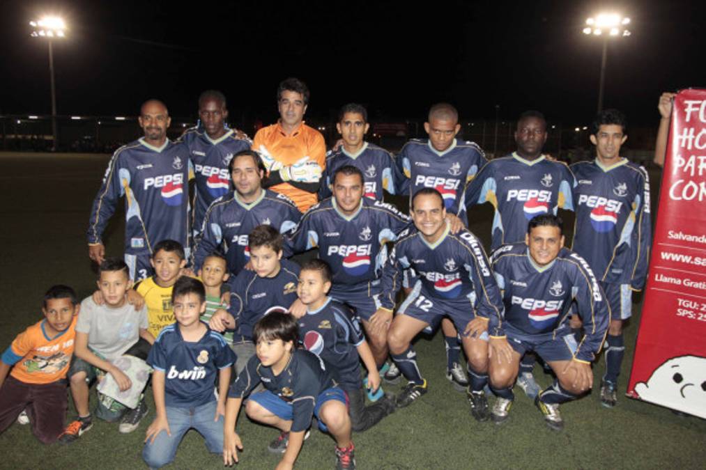 Olimpia le ganó el duelo a Motagua en partido benéfico