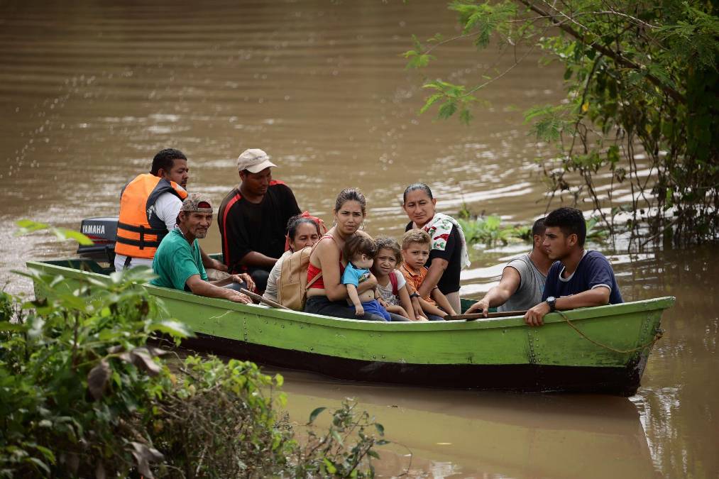 INFORME ESPECIAL: En horas Julia se convertirá en tormenta tropical, pero siempre dejará lluvias en Honduras esta noche