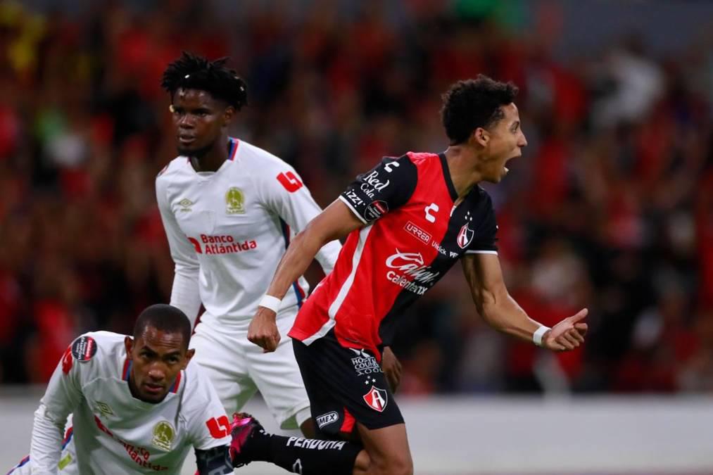 Los gestos de amargura de Troglio, la tristeza de Olimpia y el que festejó a lo Messi en la remontada del Atlas