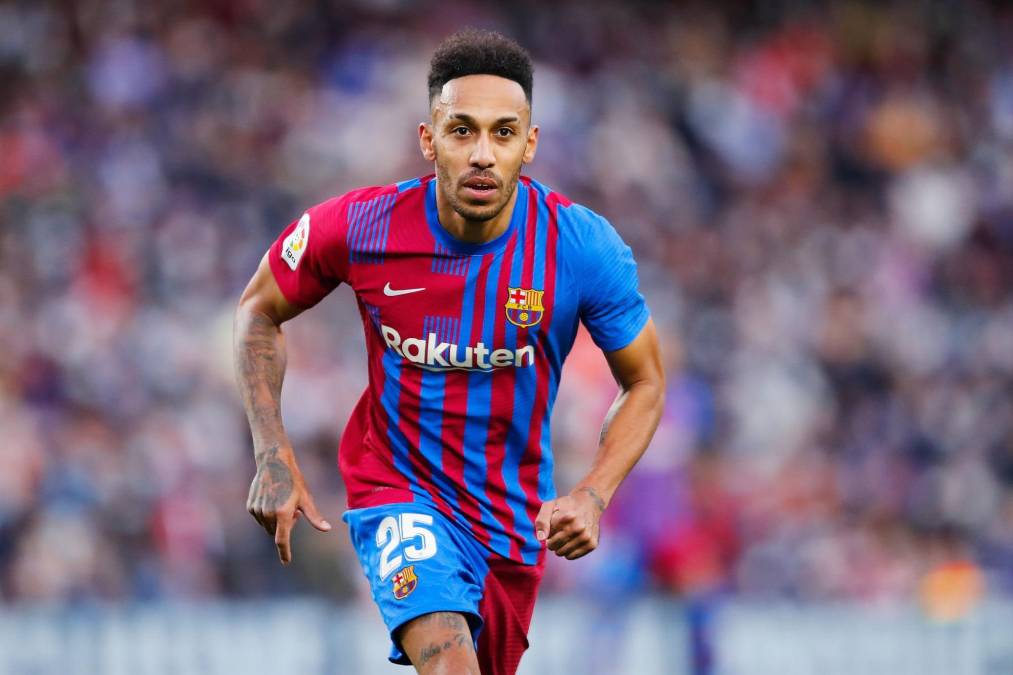 ¡Efecto Xavi! Barcelona se divierte en Mestalla y regresa a zona Champions tras golear al Valencia