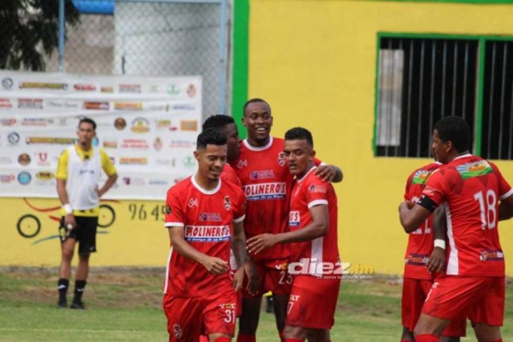 Jamal Charles: 'Es agradable anotar mi primer gol con Real Sociedad'