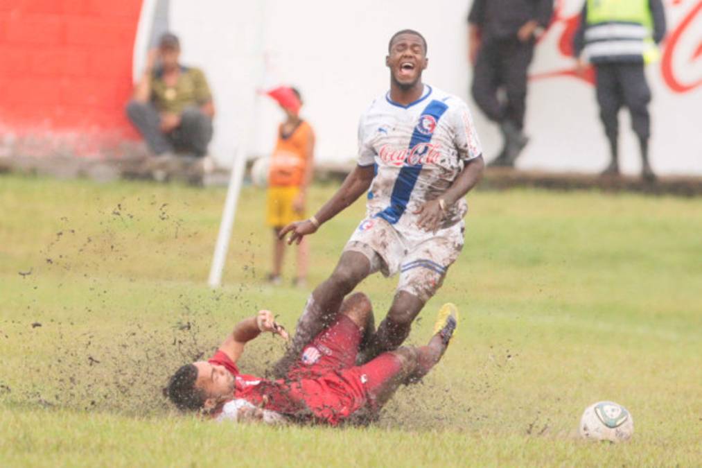 Una 'potra' de lodo se jugó en Choluteca