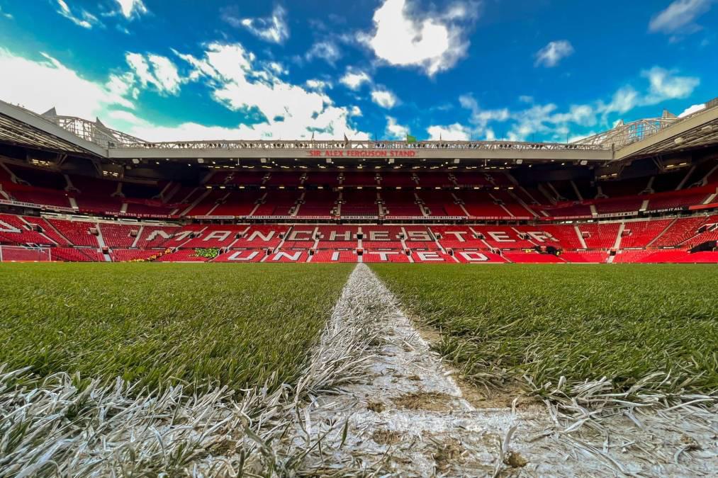 Giro inesperado con Messi: El increíble plan que tiene legendario equipo de la Premier League por su fichaje