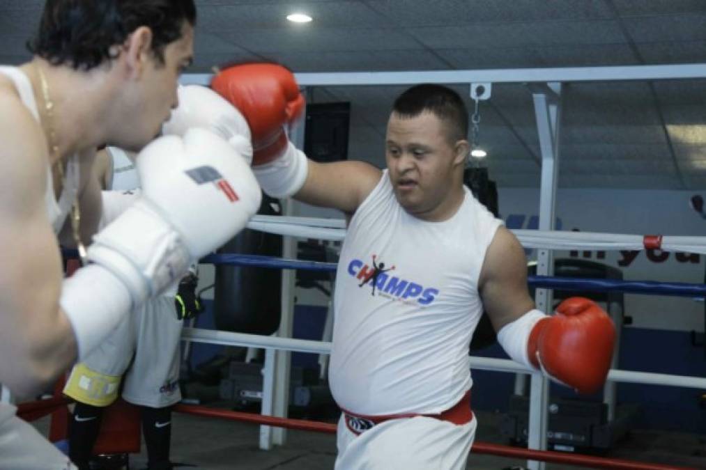 Gran historia: Boxeador hondureño con Síndrome de Down