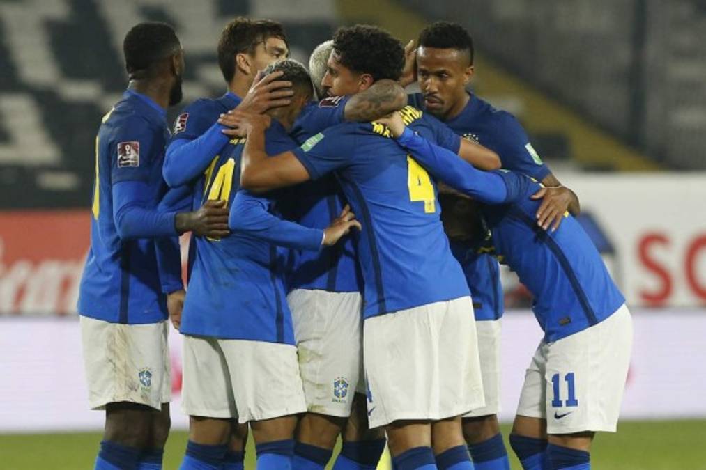 Un prágmatico Brasil vence por la mínima a Chile y continúa con paso perfecto en las eliminatorias