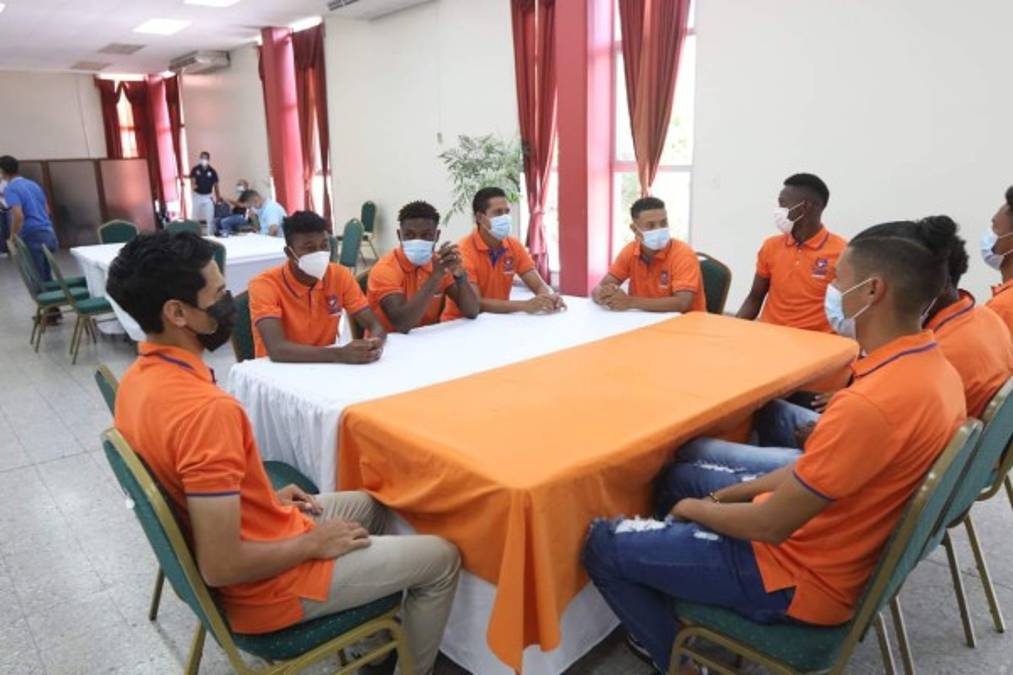 Con Alex Güity y Robel Bernárdez: UPNFM presenta nueve fichajes de cara al Apertura 2021