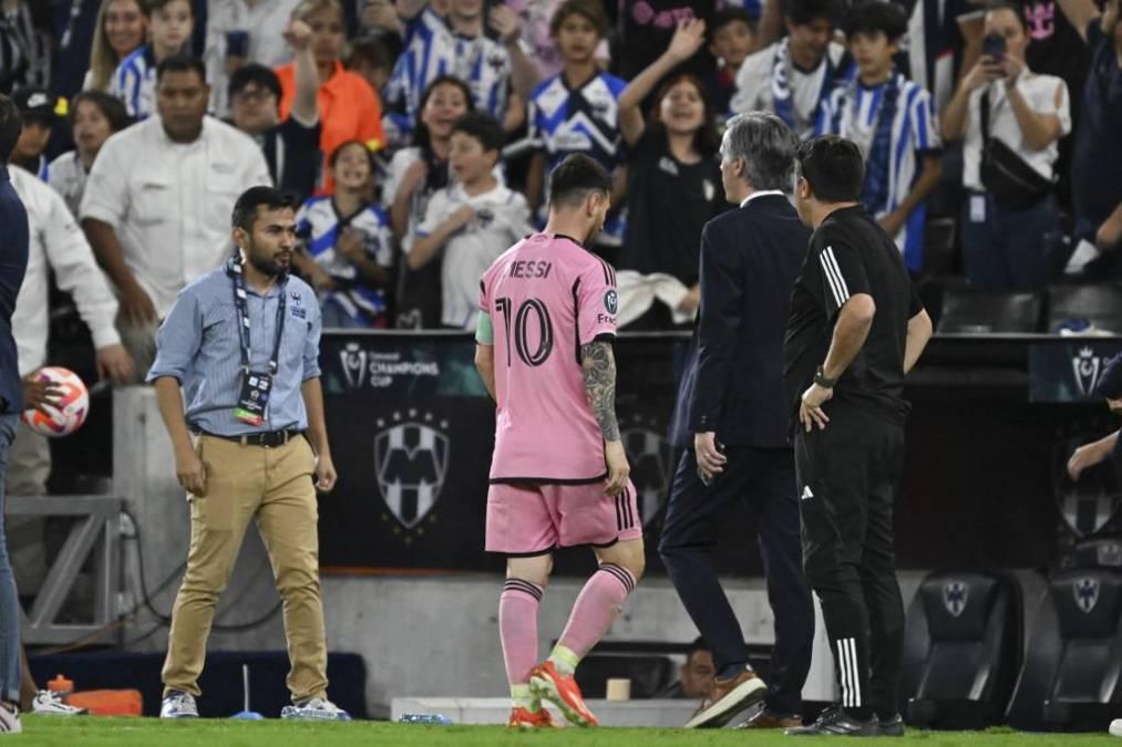 La reacción de Messi tras ser humillado en Concacaf, la burla de Monterrey y fea agresión de Luis Suárez ¿Qué hizo Barton?