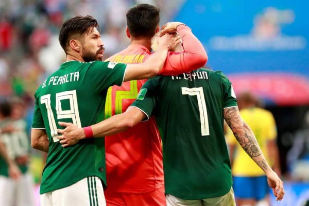 Las desgarradoras fotos de jugadores de México tras eliminación en Rusia 2018