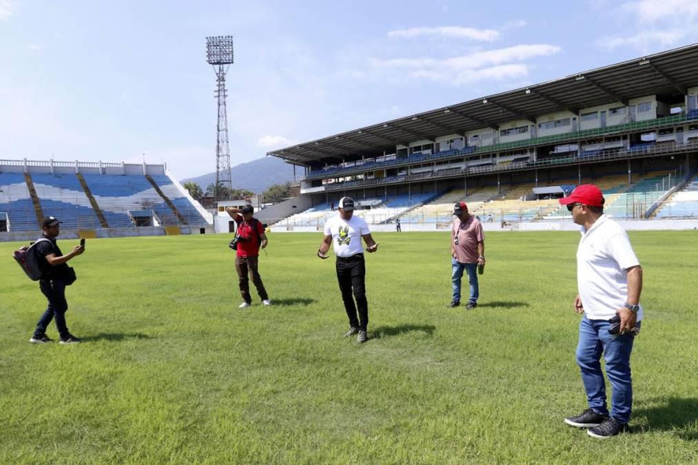 Estadio Morazán, en malas condiciones tras millonaria inversión: así de deteriorada luce la nueva cancha