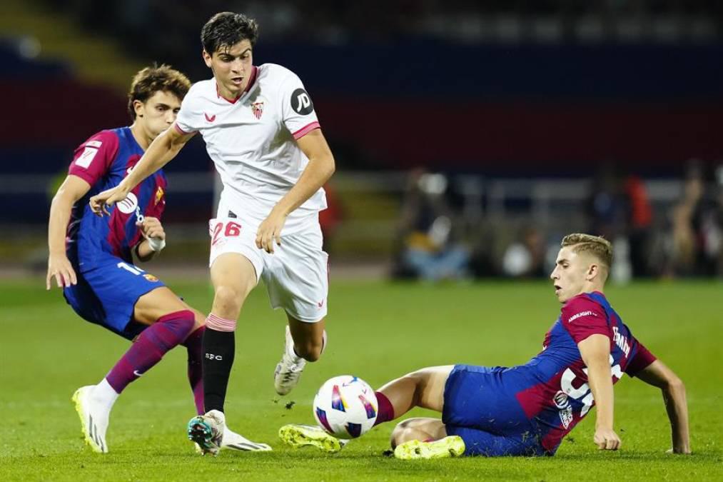 El motivo especial por el que Carolina Lanza, famosa presentadora hondureña, estuvo en el Barcelona - Sevilla