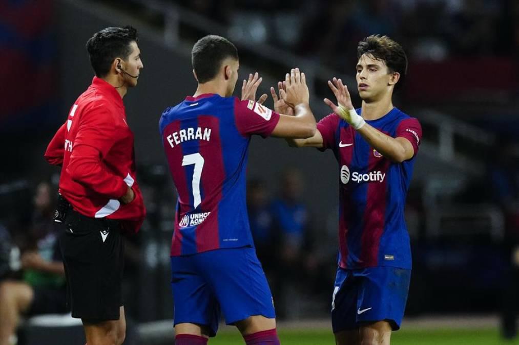 El motivo especial por el que Carolina Lanza, famosa presentadora hondureña, estuvo en el Barcelona - Sevilla