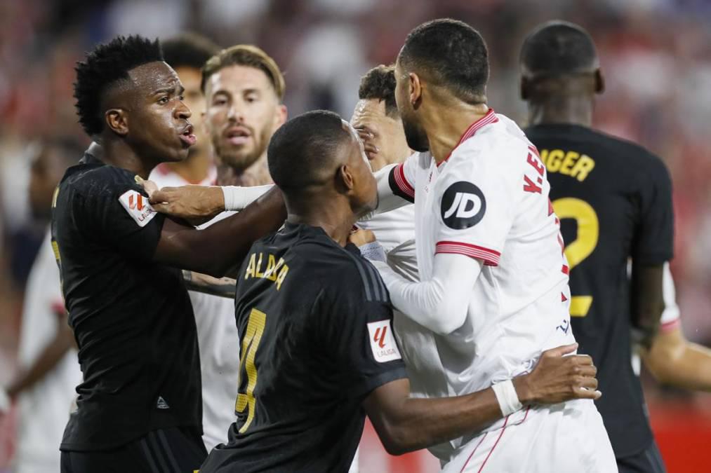 Vinicius explota contra el Sevilla por otro episodio racista y la decisión del club con un aficionado que atacó al brasileño