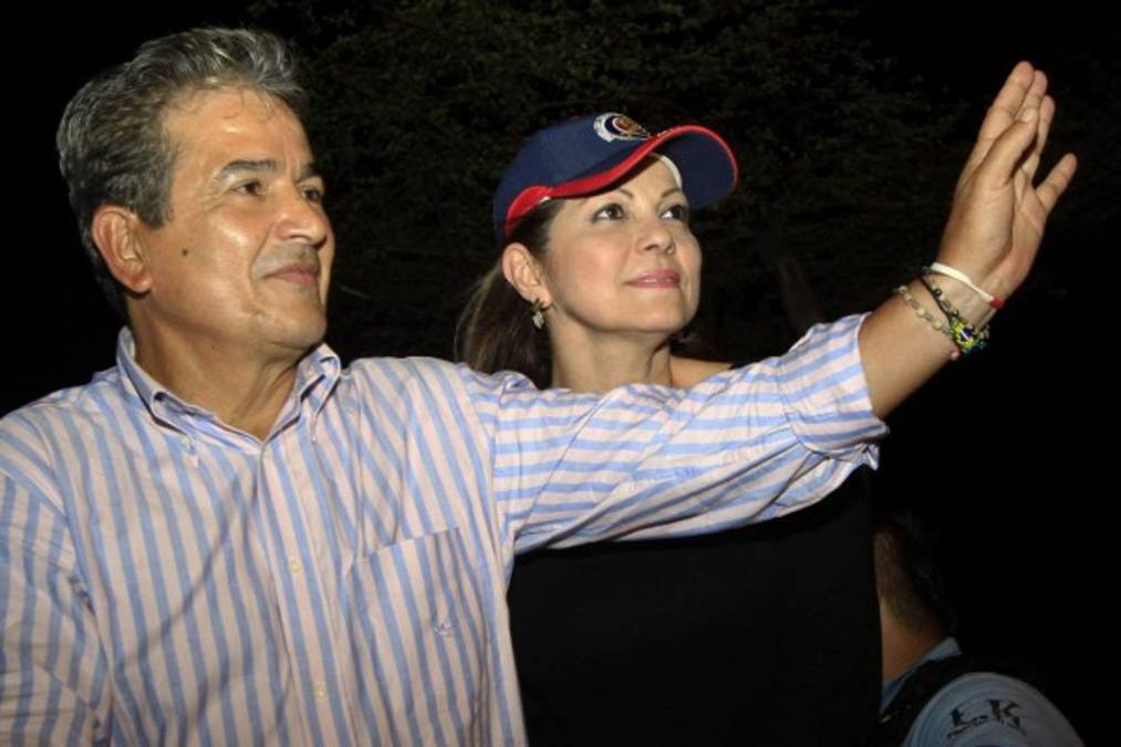 Jorge Luis Pinto es recibido por miles de aficionados en Cúcuta