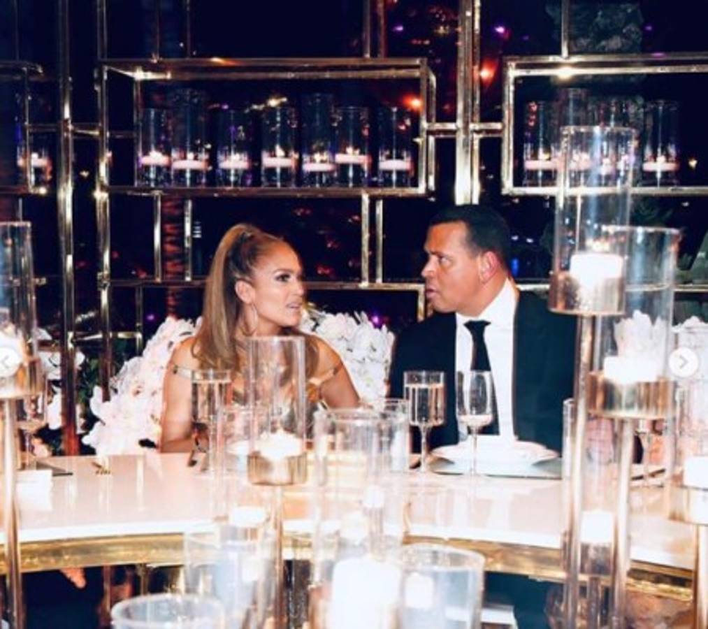 Fotos: Fiestón de Jennifer Lopez por sus 50 años y recibe espectacular regalo de Alex Rodríguez