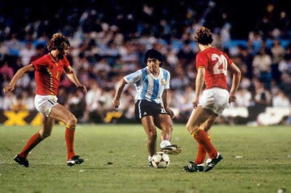 Diego Maradona: Los momentos más importantes en la vida futbolistíca del astro argentino