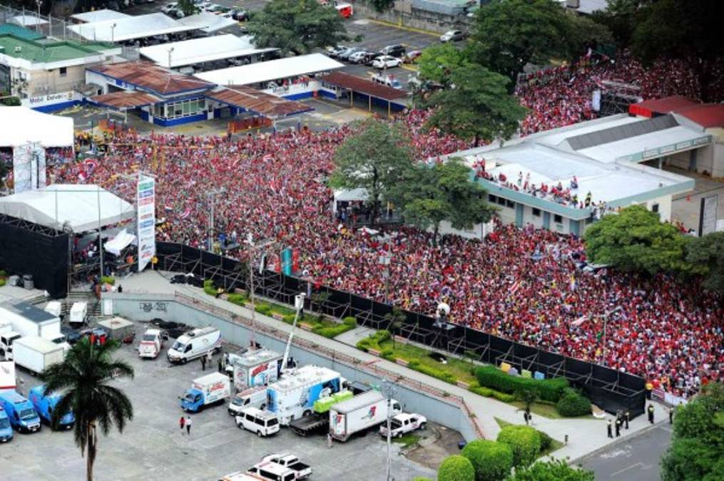Espectacular celebración de la selección de Costa Rica en San José