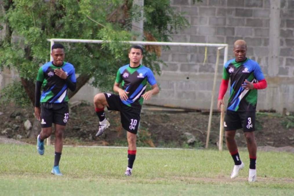 Hondureño Melker Hernández viajará a Europa para militar en club de tercera división en España