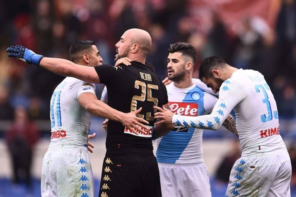 Napoli vence a la Roma y ahora va por el Real Madrid