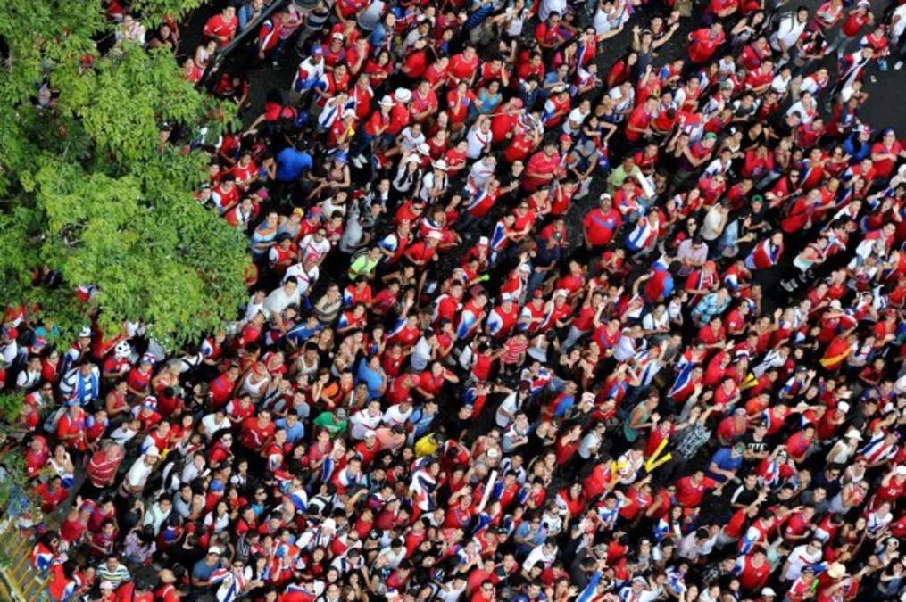 Espectacular celebración de la selección de Costa Rica en San José