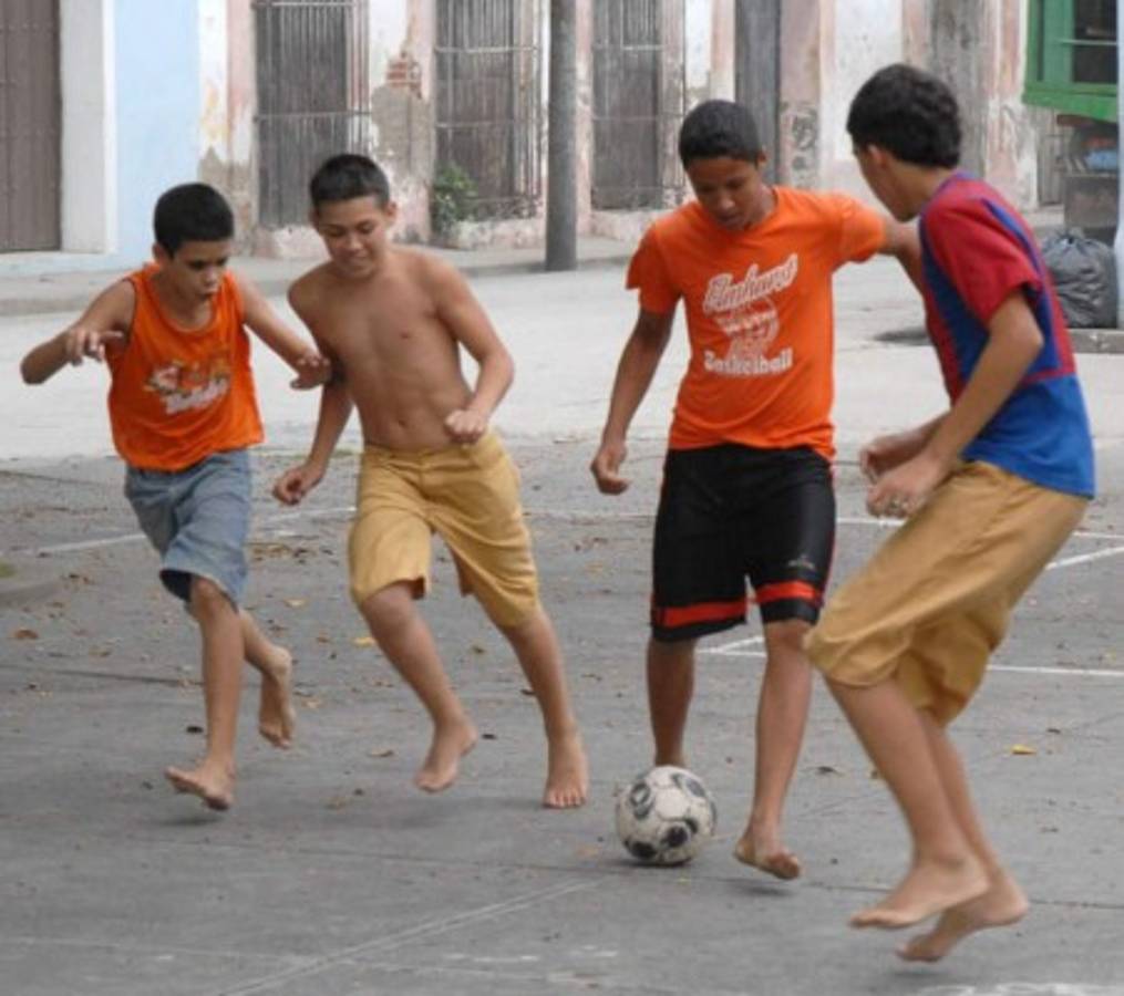Las 20 reglas imperdibles del fútbol callejero en Honduras